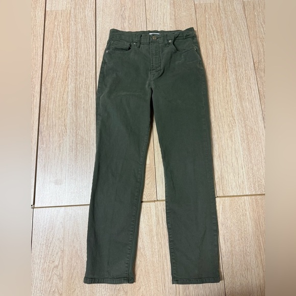 Good American Good Classic Jean - Picture 2 of 8